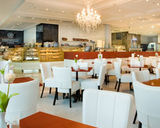 Mademoiselle Café (Meriton Grand Conference & Spa Hotel)