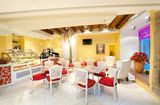 Mademoiselle Café (Meriton Old Town Garden Hotel)